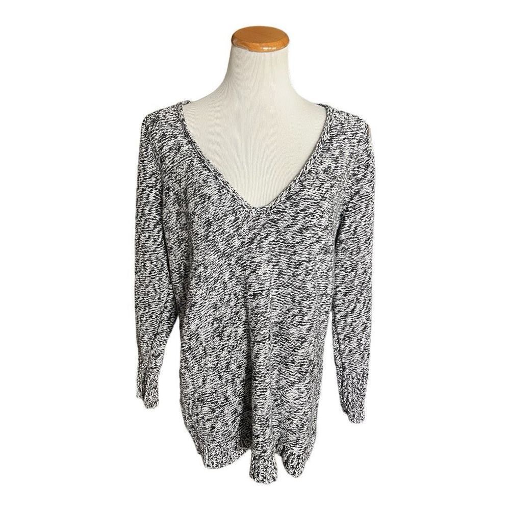 Womens Lane Bryant Marled Knit Black & White V Neck Sweater - Sz 18/20